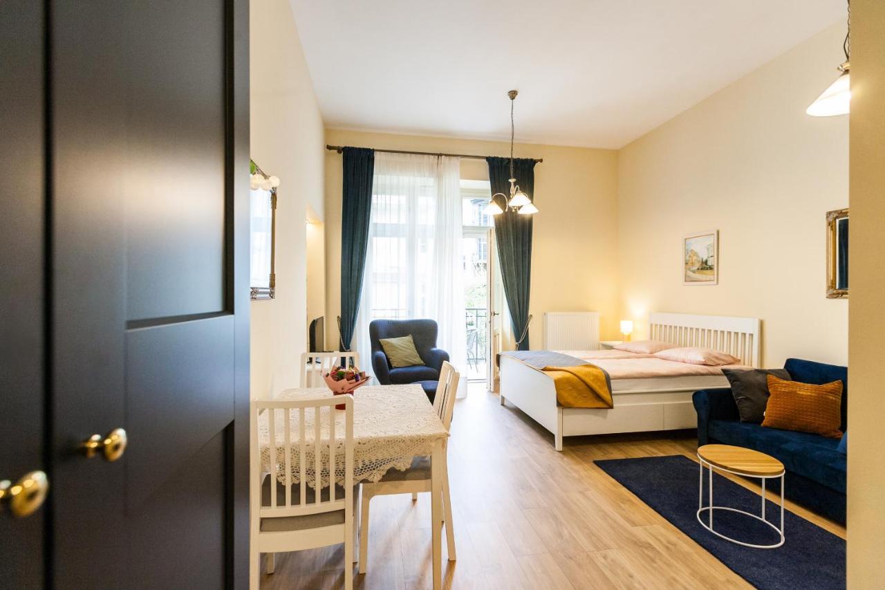Vintage Sebastiana Apartment Cracovia Esterno foto