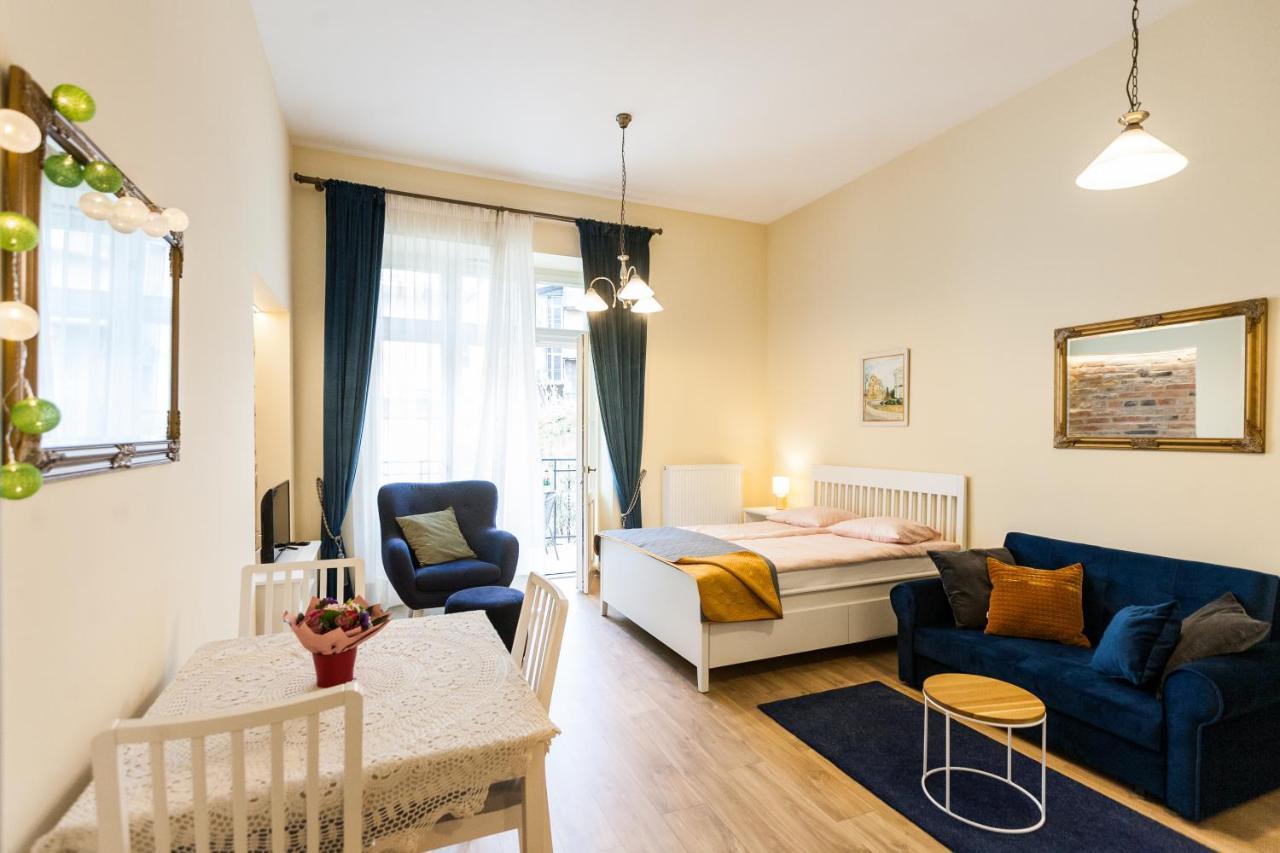 Vintage Sebastiana Apartment Cracovia Esterno foto